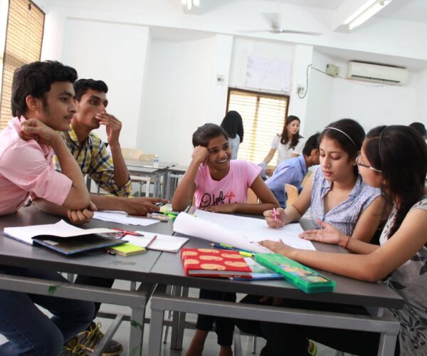 historias de éxito integrando a estudiantes migrantes en aulas chilenas